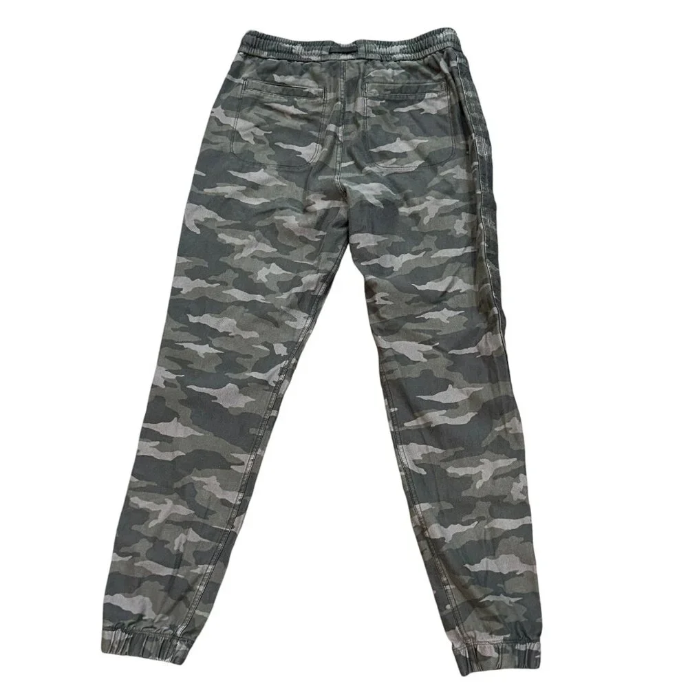Athleta Farallon‎ Jogger Pants Size 4 Camo Green Travel Athletic Casual Lounge - Picture 3 of 8